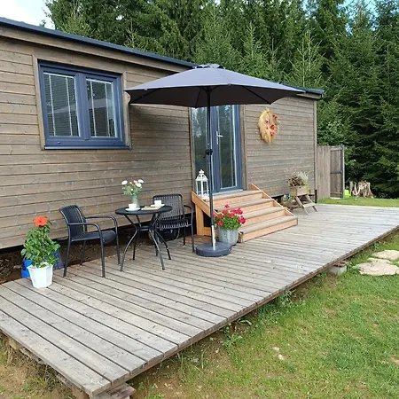 Lodge Maringotka U Skalek Hlavnovice