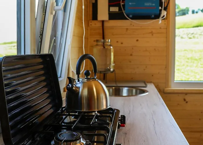 Lodge Maringotka U Skalek *