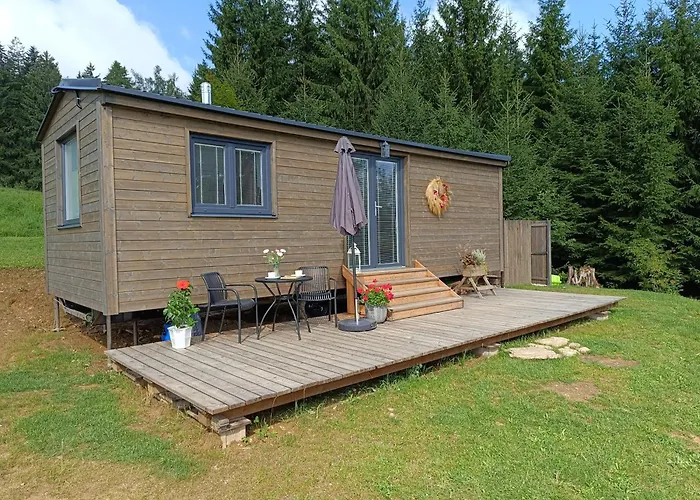 Lodge Maringotka U Skalek